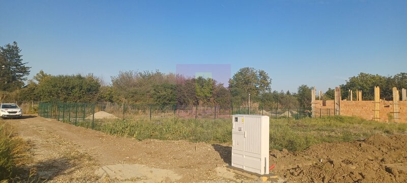 Sabareni, lot de casa 500 mp, curent langa teren